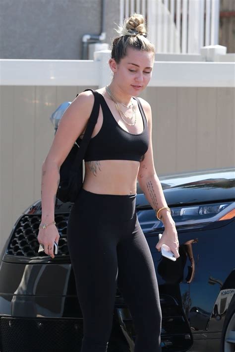 miley cyrus tights